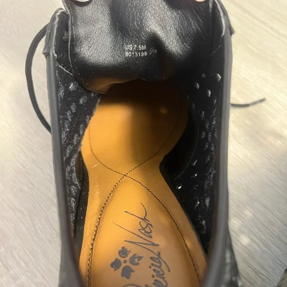 Patricia Nash Parma Heeled Oxford - Picture 10 of 12